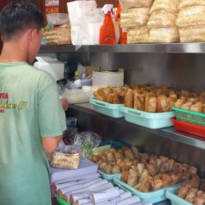 Lumpia Semarang, Oleh-oleh Khas Kota Atlas yang Bikin Momen Mudik Lebaran 2024 Kamu Nggak Terlupakan