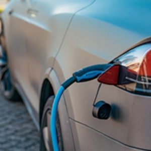 Kelebihan dan Kekurangan Mobil Listrik yang Wajib Diketahui!