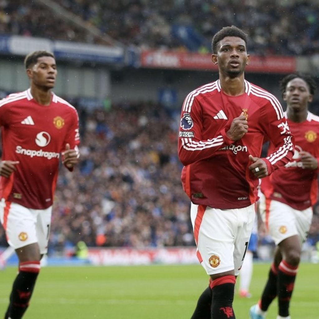 Sempat Imbangi Brighton, Gol Injury Time Akhirnya Bikin MU Kalah