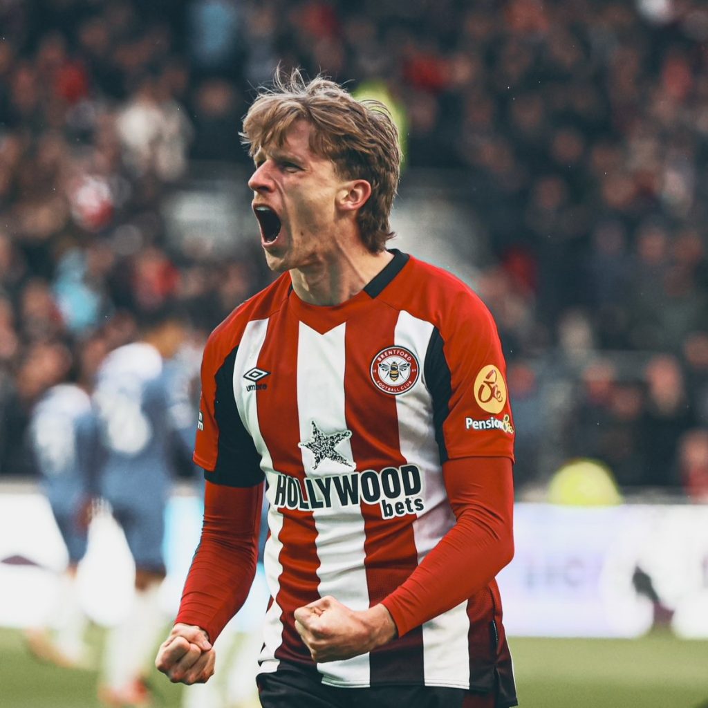 TUTURPEDIA - Mads Roerslev Akui Takut Brentford Degradasi, Begini Respons Pelatih