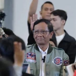 Hadiri Acara Tabrak Prof, Mahfud MD: Bansos Kebijakan Negara, Bukan Hadiah dari Presiden
