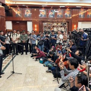 Berpamitan dengan Jajarannya, Mahfud MD Berpesan agar Jajarannya Tetap Netral
