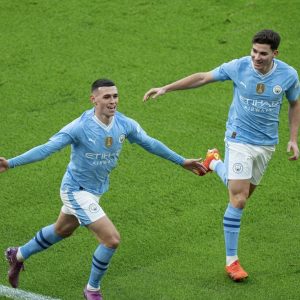 Manchester Bobol Huddersfield 5 Gol Tanpa Balas, Bukti City Terlalu Kuat untuk Klub Papan Bawah Championship