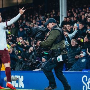 Manchester City Comeback 3-1 Tundukkan Everton di Goodison Park