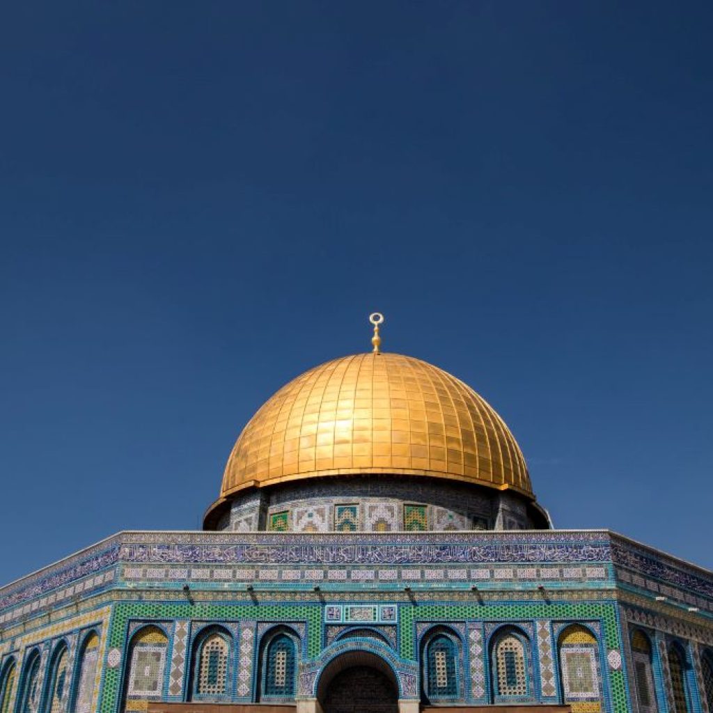 8 Hikmah dari Peristiwa Isra Mikraj, Salah Satunya Bersikap Tawadhu