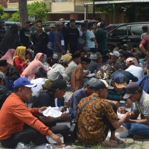 Menhan Prabowo dan Mentan Andi Amran Datang ke Blora, PKL dan Katering Ketiban Berkah