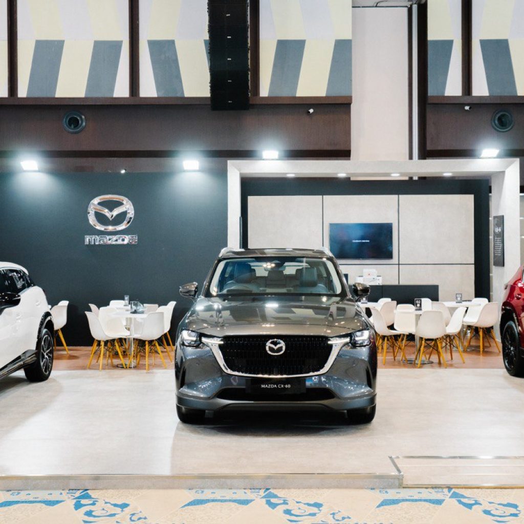 TUTURPEDIA - Mazda Pamerkan CX-3 Kuro dan CX-60 Sport di GIIAS Semarang 2025, Usung Filosofi “Omotenashi”