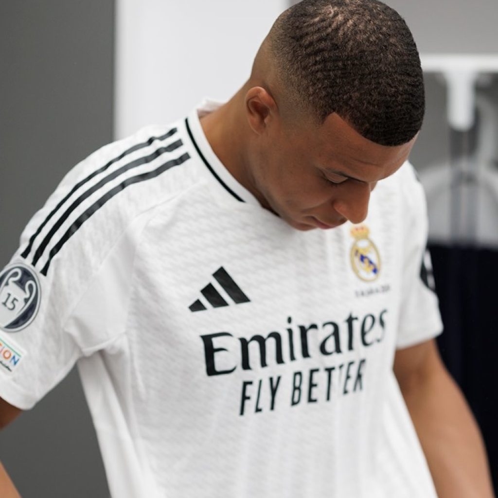 TUTURPEDIA - Real Madrid Pecahkah Rekor Klub Pertama di Dunia dengan Penghasilan Rp17 Triliun!