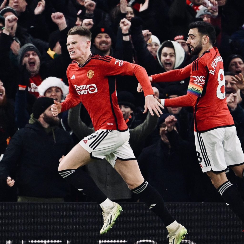 Mctominay antar Manchester United kandaskan Chelsea dengan 2 gol. Foto: x.com/ManUtd