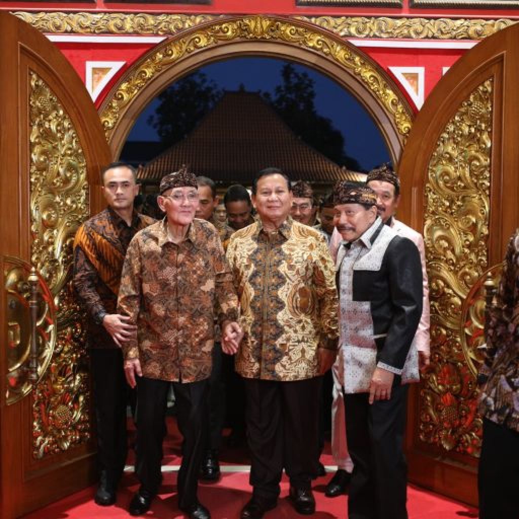 Prabowo apresiasi peresmian replika Istana Majapahit di HUT Hendropriyono. Foto: Laman Kemhan RI