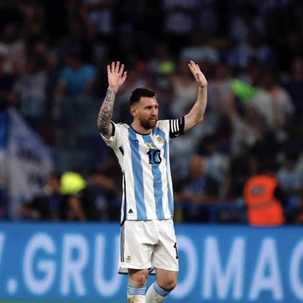 Messi, Mbappe, dan Haaland masuk ke tiga besar nominasi pemain terbaik FIFA. Foto: Instagram.com/leomessi