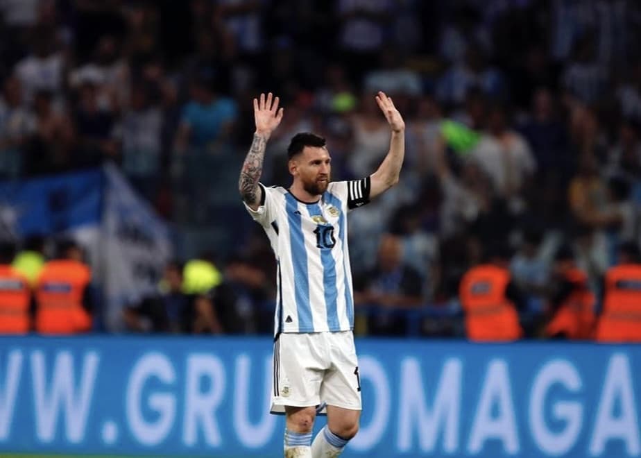 Messi, Mbappe, dan Haaland masuk ke tiga besar nominasi pemain terbaik FIFA. Foto: Instagram.com/leomessi