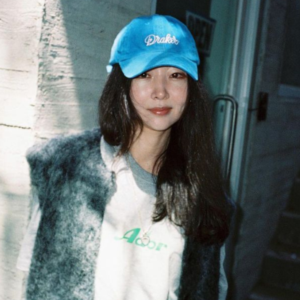 Alasan Min Hee Jin mundur dari ADOR. Foto: instagram.com/min.hee.jin