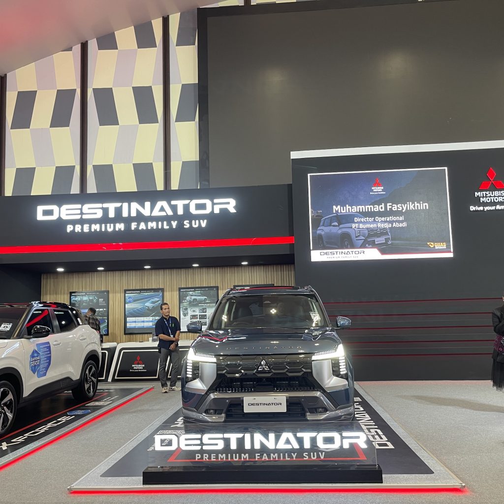 TUTURPEDIA - Mitsubishi Destinator Ramaikan GIIAS Semarang 2025, Jadi Magnet Baru Pecinta SUV Keluarga