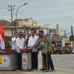 Resmikan Jalan Blora-Grobogan, Jokowi Ungkap Besaran Anggaran Dana yang Diberikan ke Blora