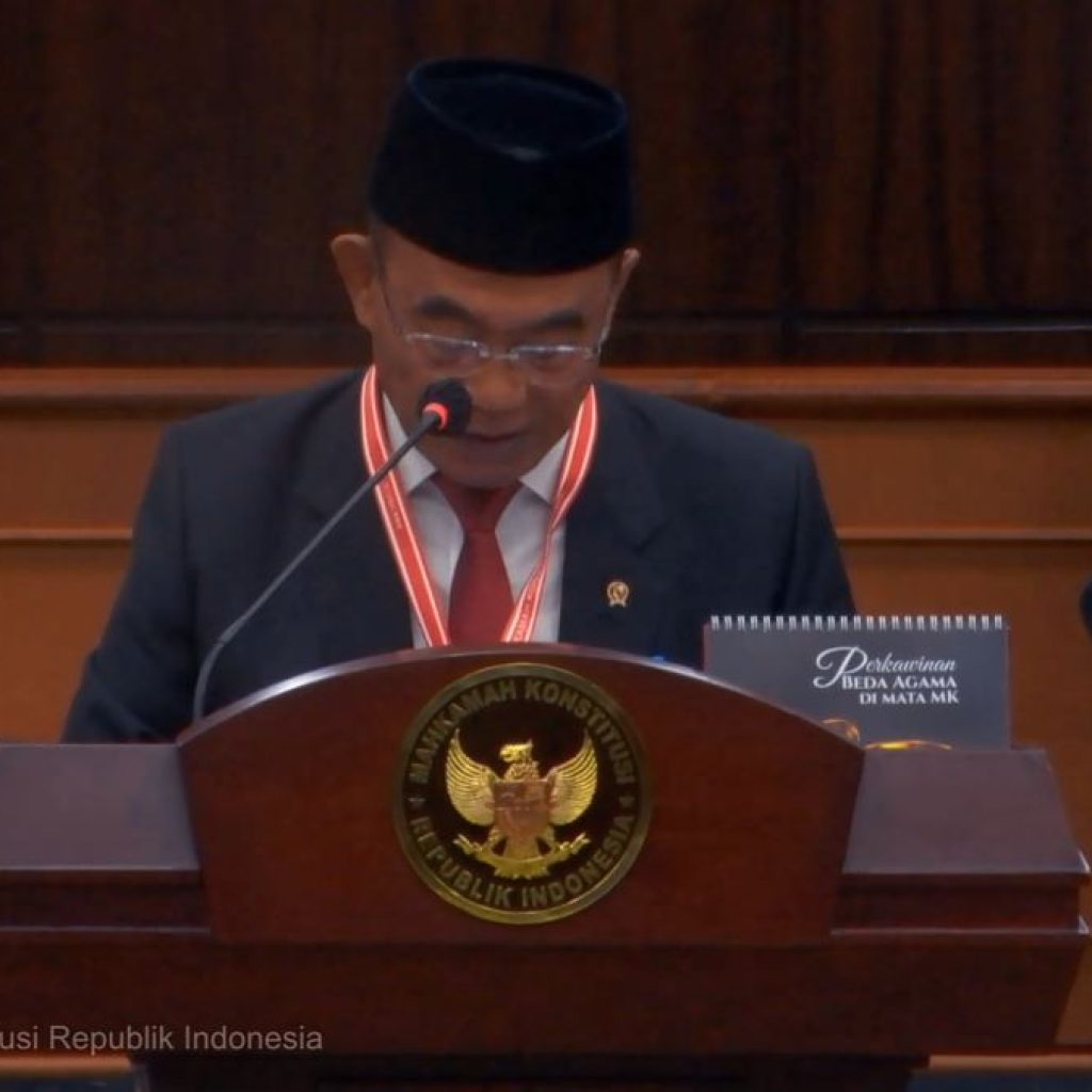 Beberkan Data, Muhadjir Effendy Tegaskan Bansos Dibagikan untuk Mengurangi Angka Kemiskinan Ekstrem