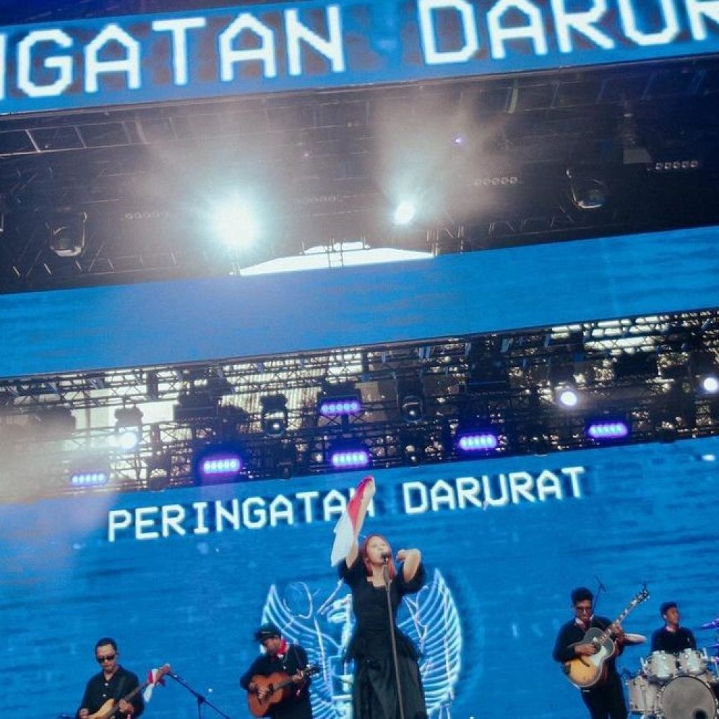 Pesan tersirat Nadin Amizah terkait Peringatan Darurat. Foto: instagram.com/cakecaine