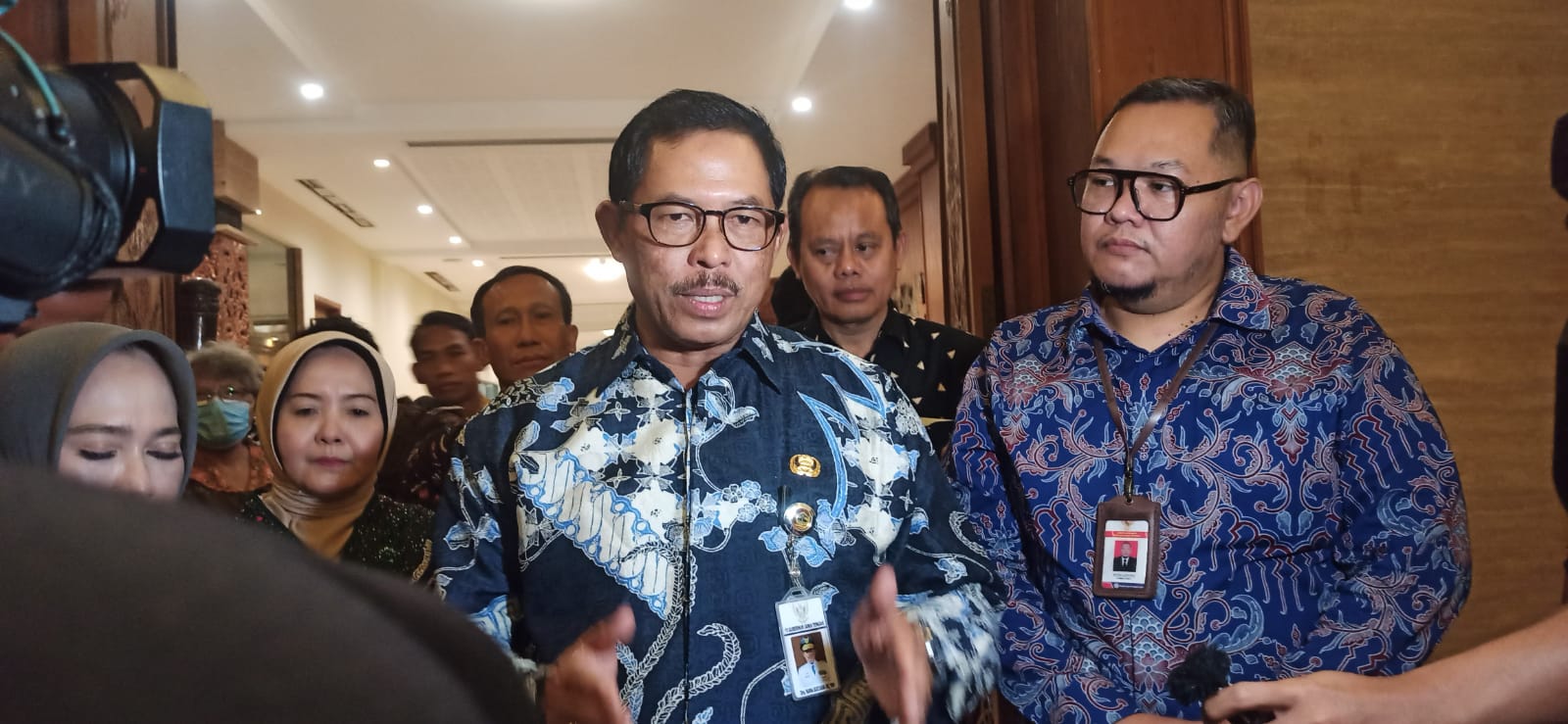 Pj Gubernur Jateng, Nana Sudjana klarifikasi soal pertemuannya dengan Prabowo. Foto: Dokumentasi Tuturpedia