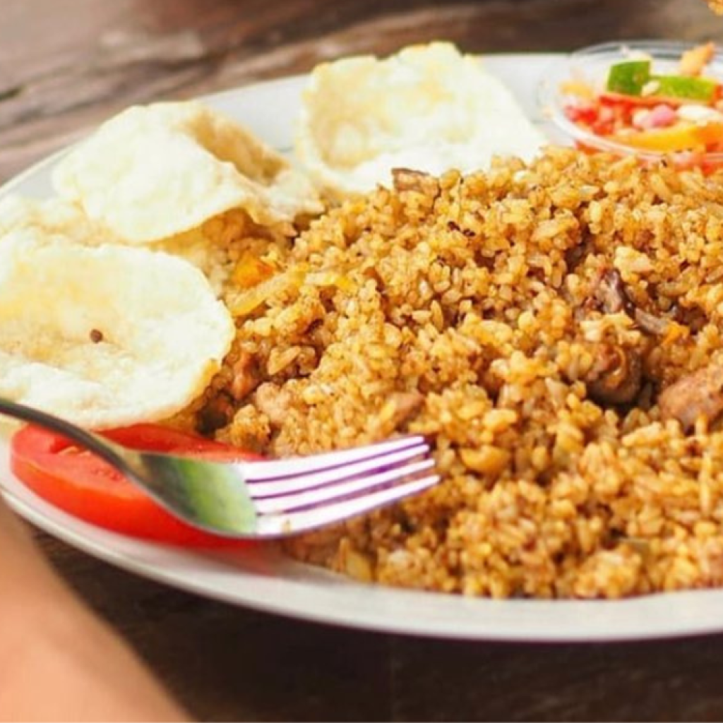 Rekomendasi kuliner malam di Jakarta, salah satunya Nasi Goreng Kambing Kebon Sirih. Foto: instagram.com/nasgorkambingkebonsirih