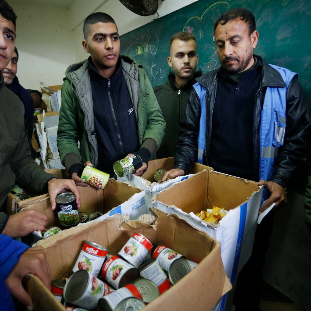 TUTURPEDIA - Warga Palestina Kelaparan, Negara-negara Ini Malah Hentikan Pendanaan Bantuan ke UNRWA