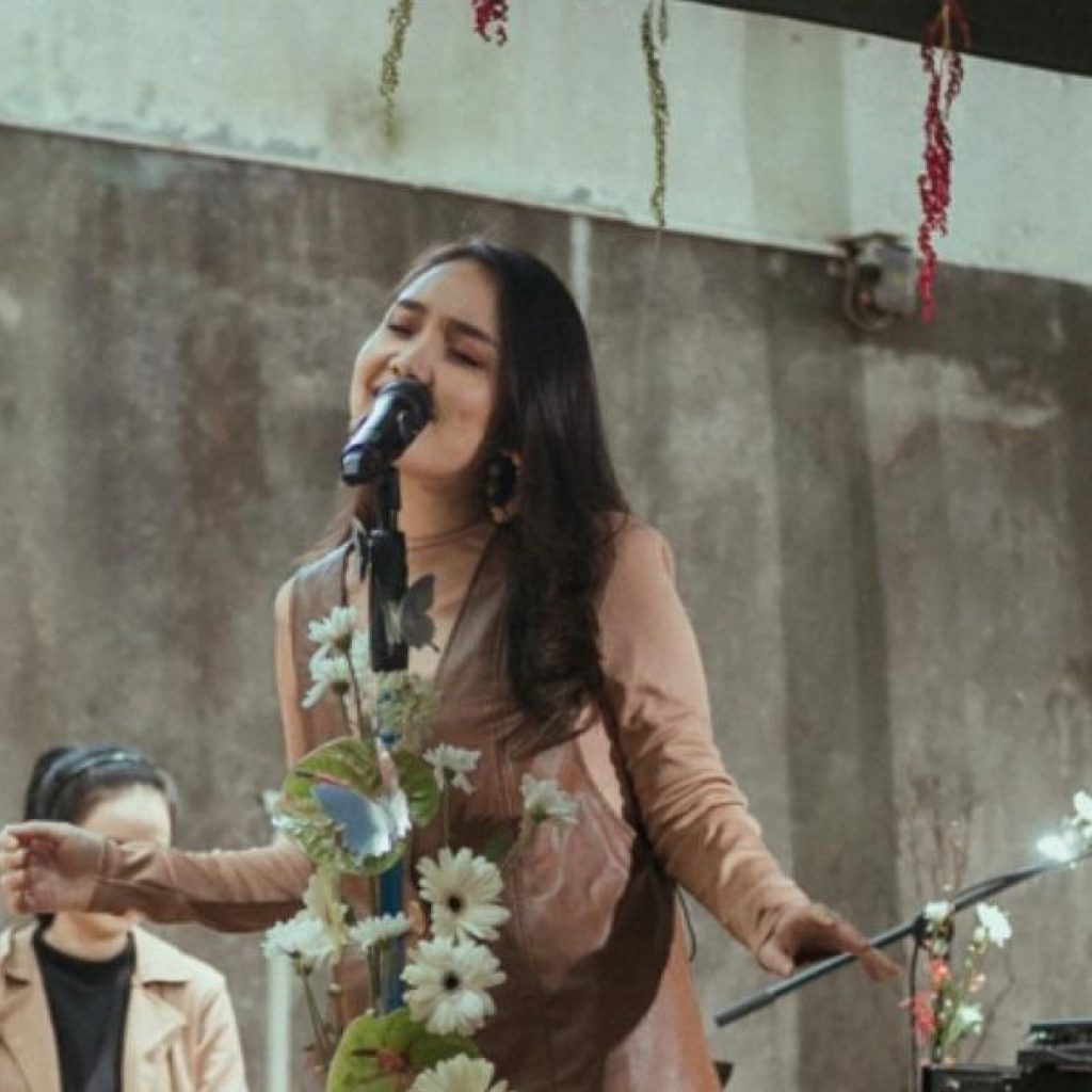 Neida Aleida mengundurkan diri dari HIVI. Foto: instagram.com/neida_aleida