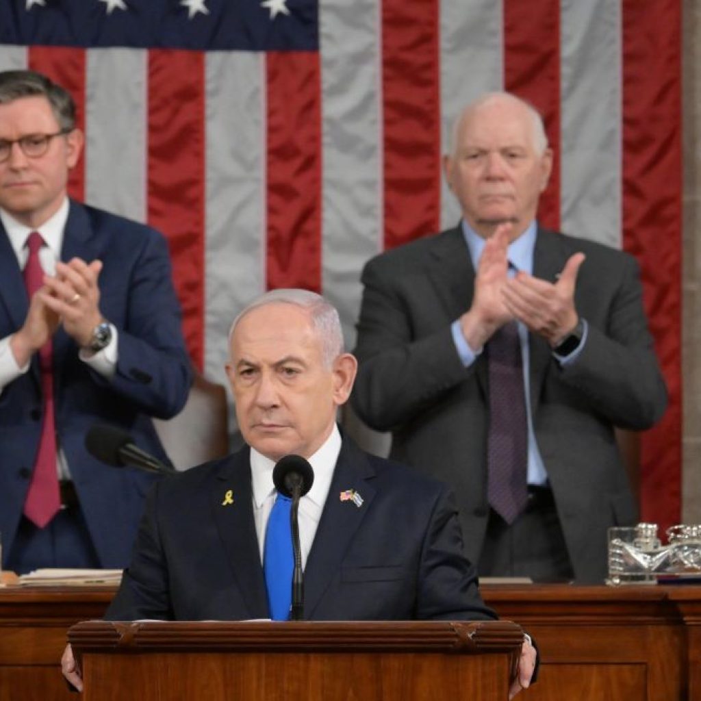 Ratusan orang pro Palestina protes kehadiran Benjamin Netanyahu di Amerika. Foto: x.com/netanyahu