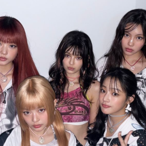 NewJeans Resmi Hengkang dari ADOR, Berapa Penalti yang Dibayarkan?