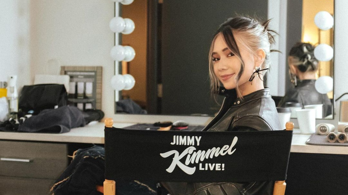 NIKI tampil di Jimmy Kimmel Live. Foto: instagram.com/nikizefanya
