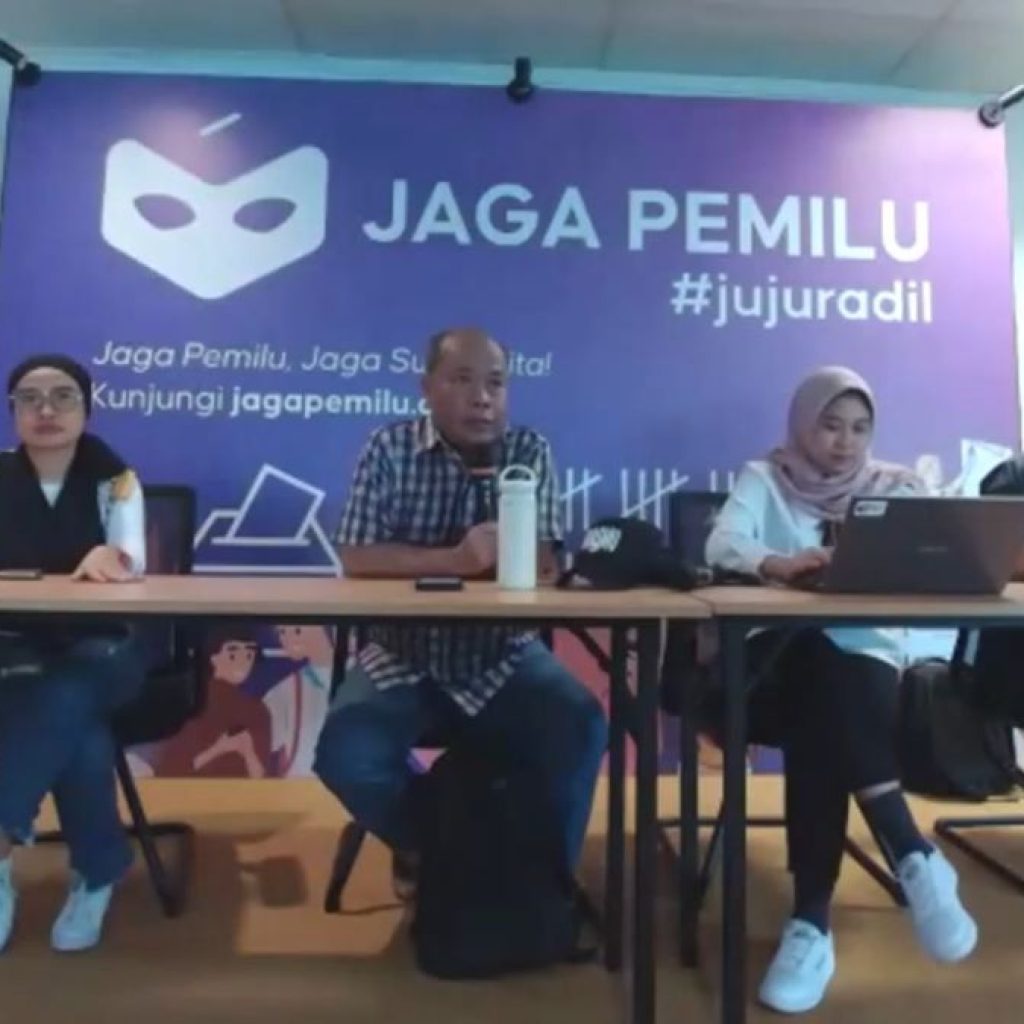 Okky Madasari sebut kecurangan Pemilu 2024 terjadi sebelum hari H. Foto: Tangkapan Layar YouTube Jaga Pemilu #JujurAdil