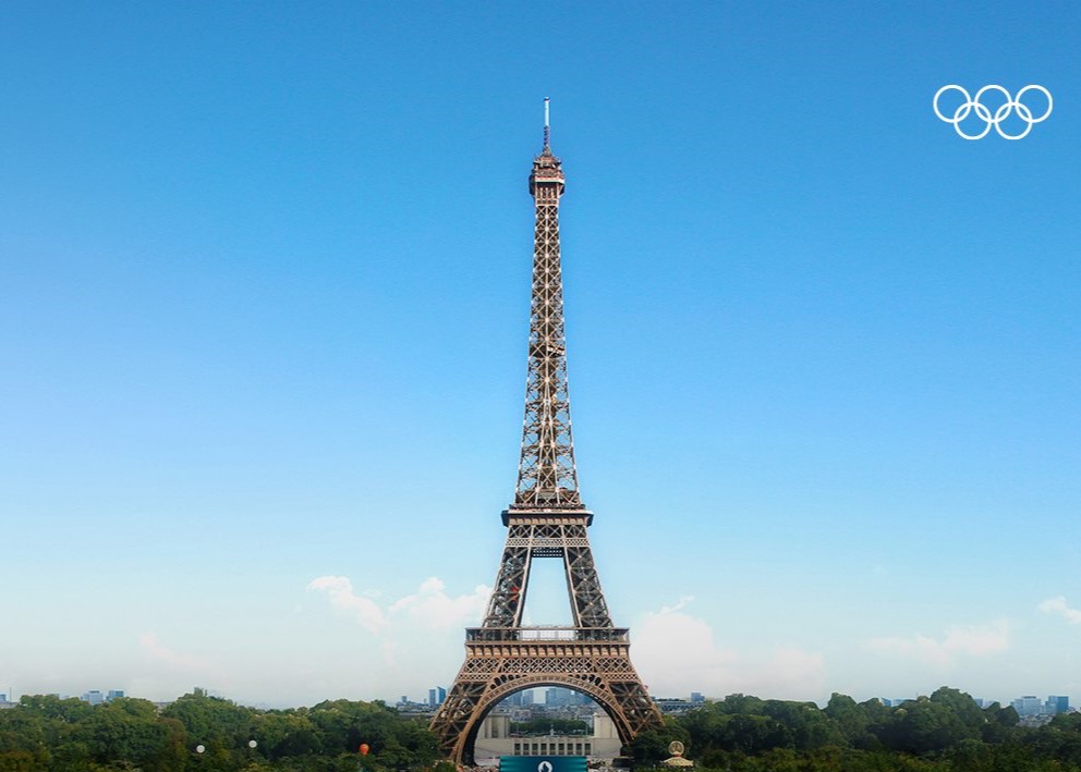 Aturan dalam cabor sepak bola di Olimpiade 2024 mengatur hanya kapten yang boleh bicara dan berdiskusi dengan wasit. Foto: x.com/Olympics