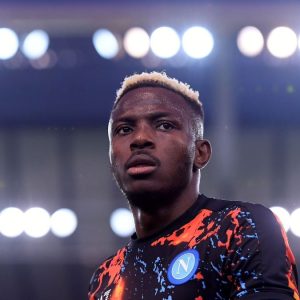 Pintu Keluar ‘Diblokir’, Napoli Batal Jual Osimhen?