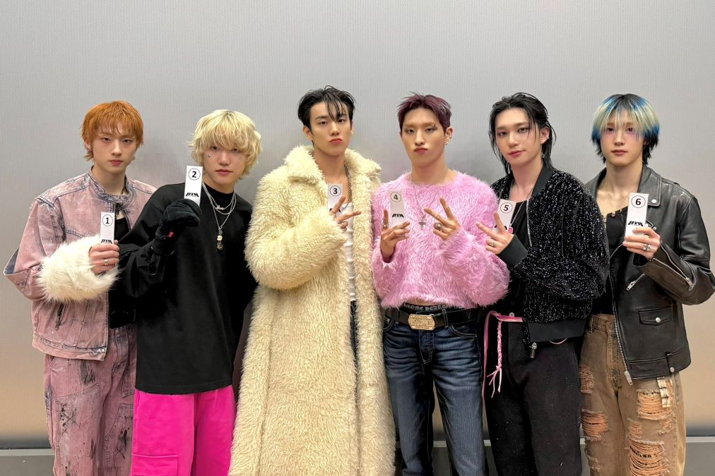 P1Harmony raih trofi pertama di Music Bank. Foto: x.com/P1H_official