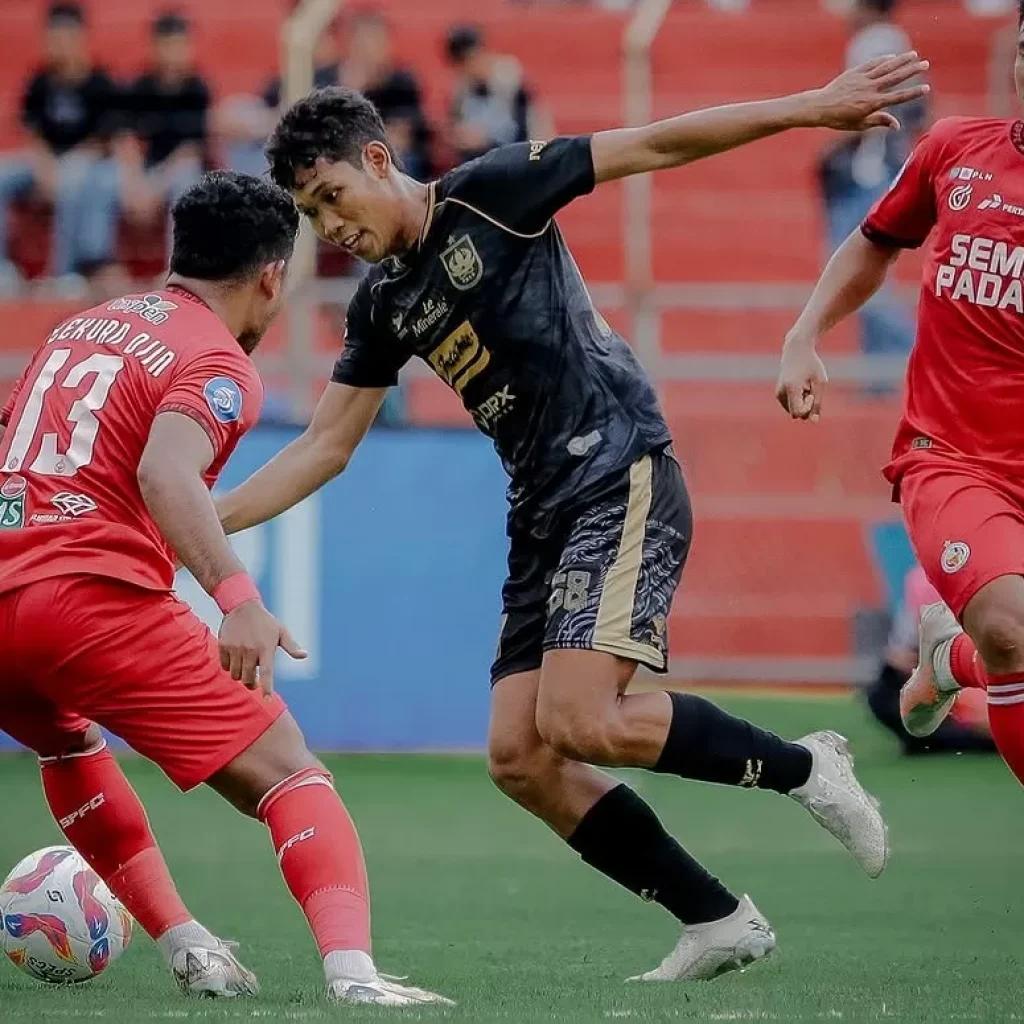 PSIS Semarang vs Semen Padang di babak pertama pekan 29 Liga 1 2024/2025. (Dok. PSIS)