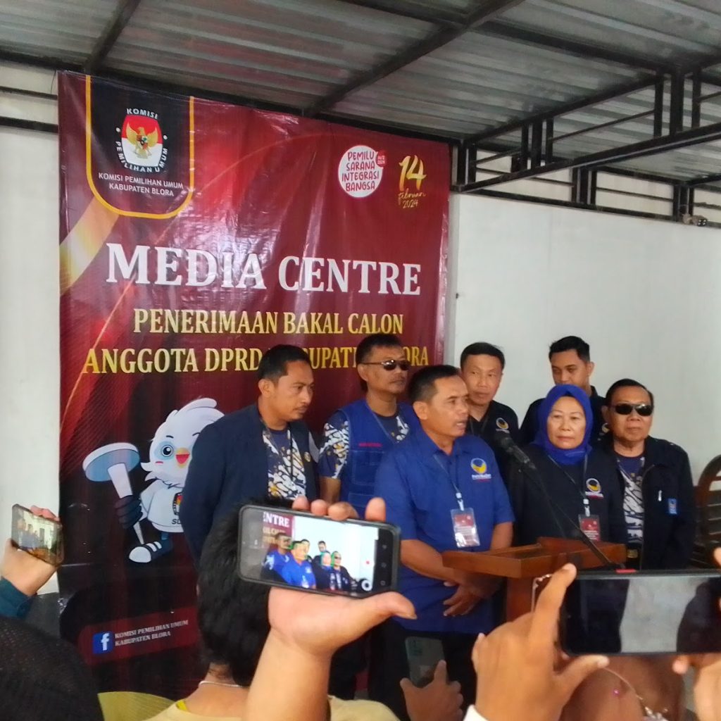 TUTURPEDIA - Ketua DPD NasDem Blora Ungkap Perolehan Kursi di DPRD Menurun: Saya Masih Optimis