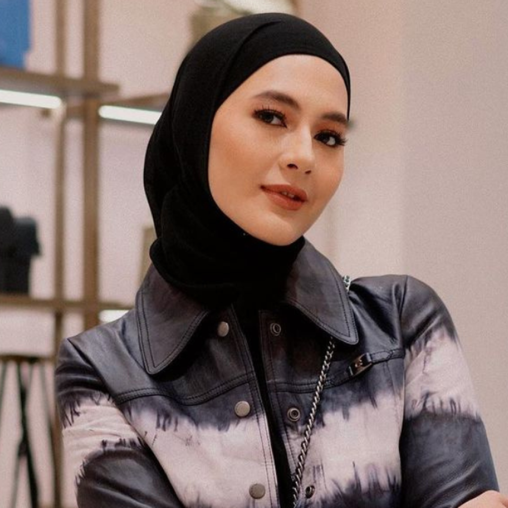Paula Verhoeven klarifikasi terkait tuduhan perselingkuhan yang ditujukan padanya. Foto: instagram.com/paula_verhoeven