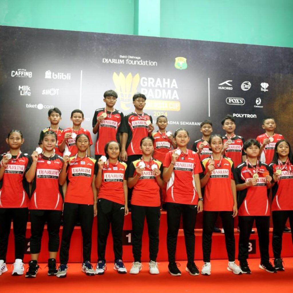 Atlet PB Djarum raih juara dalam Kejuaraan Graha Padma Wali Kota Cup 2024. Foto: Dok. PB Djarum