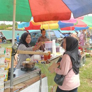 Lingkar Pemuda Blora Gelar Jalan Sehat, Pedagang Kaki Lima Banjir Berkah