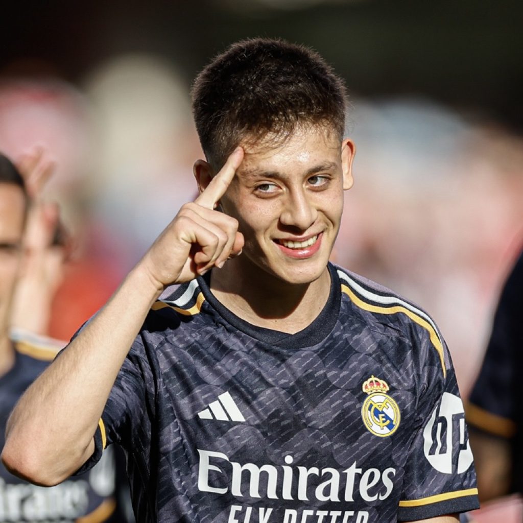 TUTURPEDIA - Pemain Lapis Kedua Real Madrid Jadi Kunci Kemenangan Lawan Granada, Ancelotti Beri Pujian