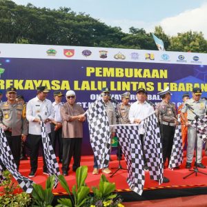 Sistem One Way Diberlakukan, Pemprov Jateng Terus Awasi Arus Balik Lebaran 2024