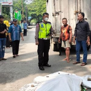 Gagal Mendahului Truk, Pemotor di Semarang Meninggal Dunia