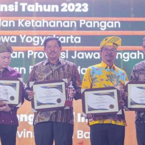 Pemprov Jateng Sabet Dua Penghargaan Bapanas Award, Buah Gencarkan Gerakan Pangan Murah 