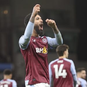 Penalti Douglas Luiz Bawa Aston Villa Taklukkan Burnley Secara Dramatis