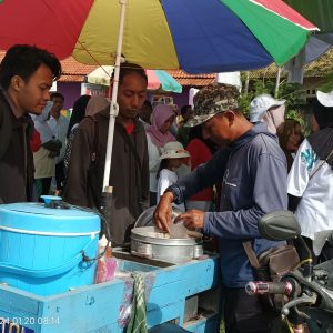 Momentum Acara Jelang Pemilu, Es Teh Jadi Ladang Rezeki Sebagian Masyarakat di Blora 