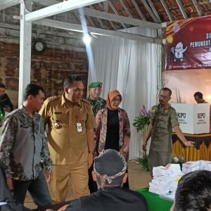 Sambangi Simulasi Pemungutan dan Penghitungan Suara Pemilu 2024, Ini pesan Bupati Blora