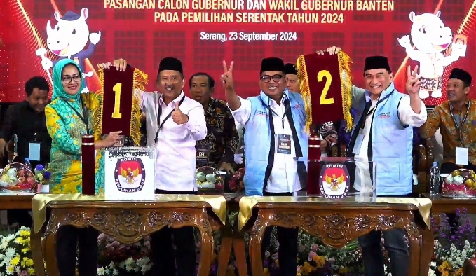 KPU Provinsi Banten menggelar pengundian nomor urut Pilkada Banten 2024, Senin (23/9/2024). Foto: Tangkapan Layar YouTube KPU Provinsi Banten