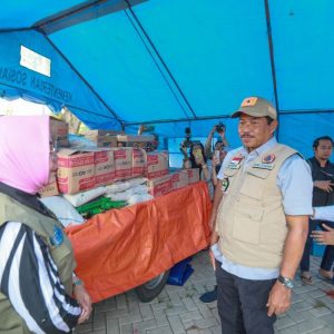 Pj Gubernur Jateng Datangi Lokasi Banjir di Grobogan, Serahkan Bantuan untuk Pengungsi