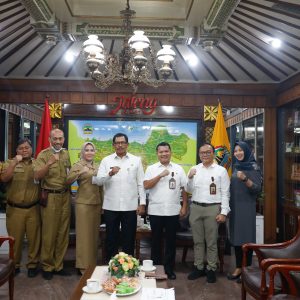 PJ Gubernur Jateng Minta Jamkrida Tingkatkan Jaminan Kredit bagi UMKM 