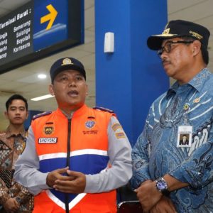 PJ Gubernur Jateng Sampaikan Petugas Sudah Siap Layani Pemudik Usai Pantau Terminal Tirtonadi dan Stasiun Balapan