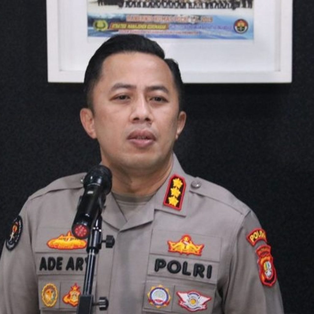 TUTURPEDIA - Lebih dari 2000 Personel Polri Siap Amankan Debat Capres 2024 Terakhir