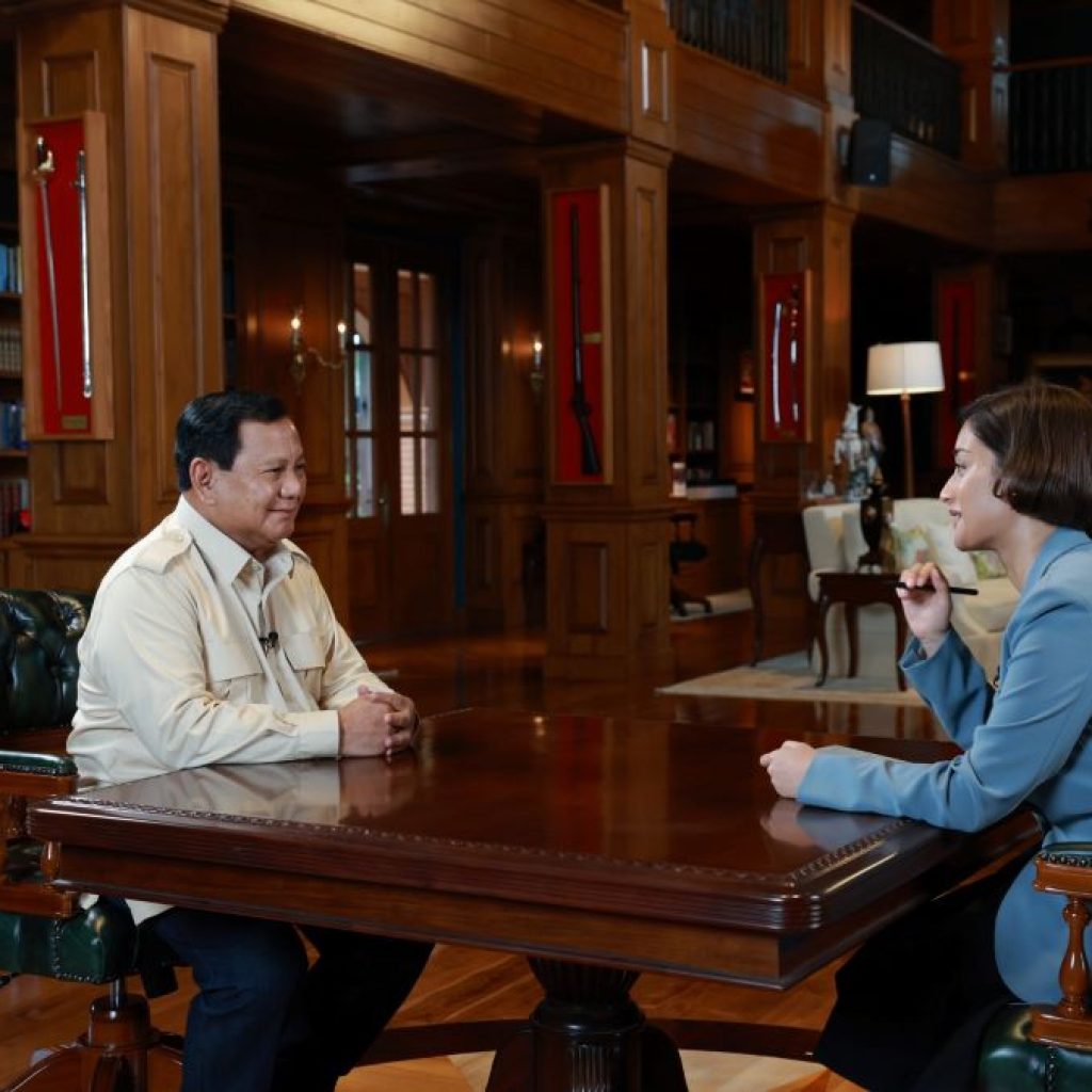 Momen Prabowo wawancara untuk Talk to Al Jazeera. Foto: Istimewa